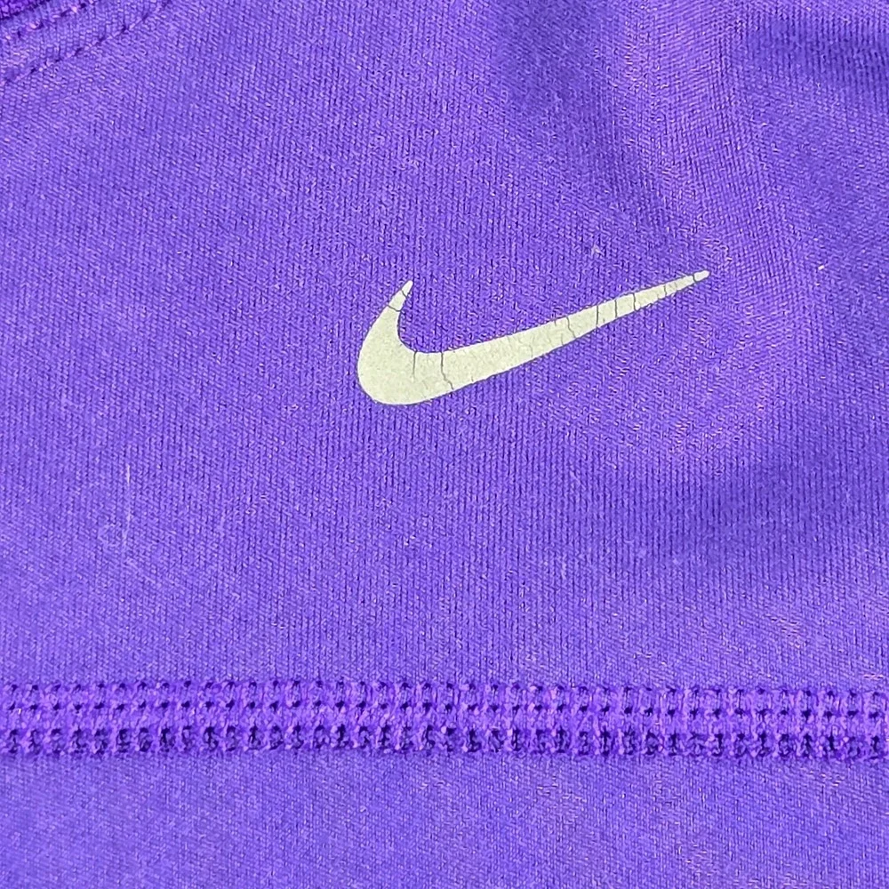 Nike Dri-FIT Womens Purple Short Sleeve Running Training Shirt‎ Med Gym *flaw